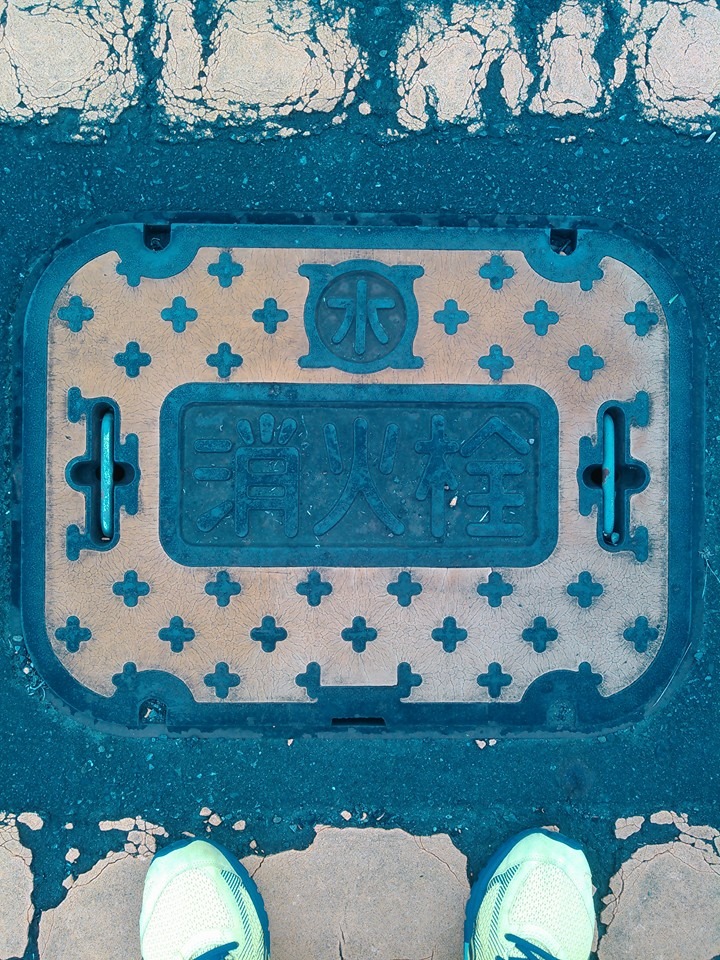 No.129 菊川市 again 消火栓(a fire hydrant of a manhole cover)